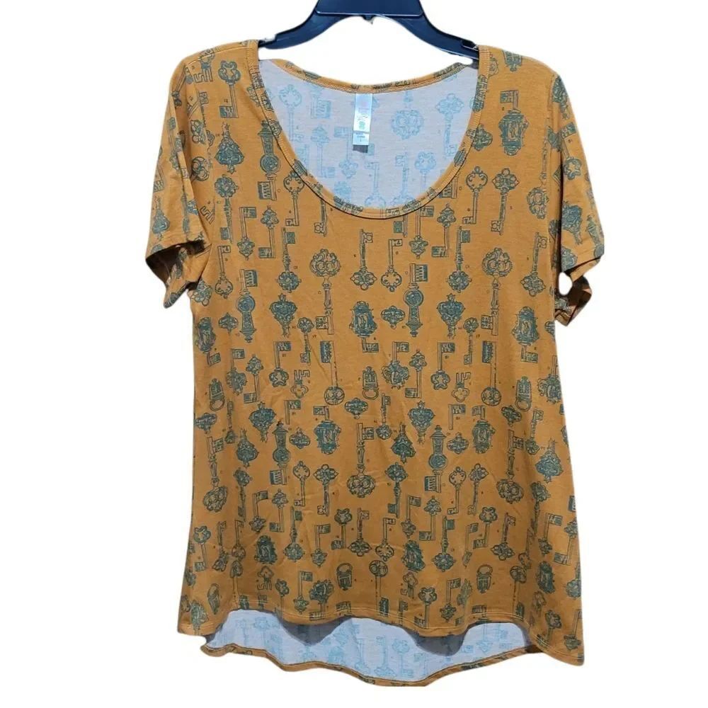 Lularoe skeleton key pattern tee